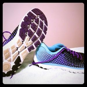 Women's Brooks Pure Flow 5 Running Shoe